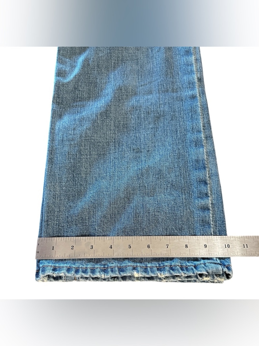 Ariat Men's Blue Bootcut Jeans Light Wash Tag Size 40x34 Measures 40x33 - Picture 11 of 16